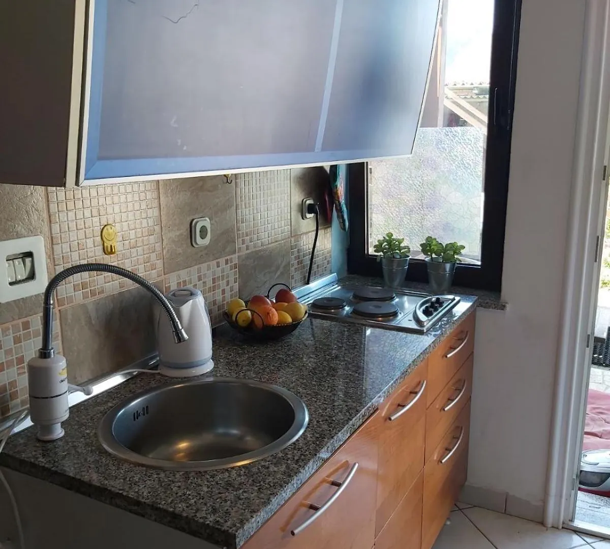 Sweet Apartment With Free Parking Πούλα 0*,