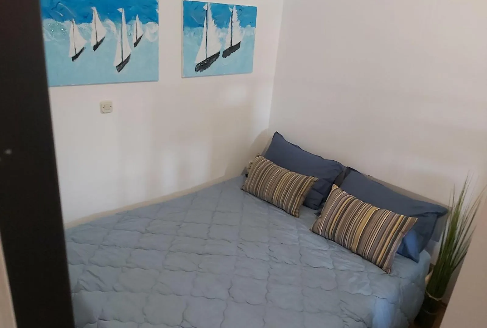 Sweet Apartment With Free Parking Πούλα Κροατία